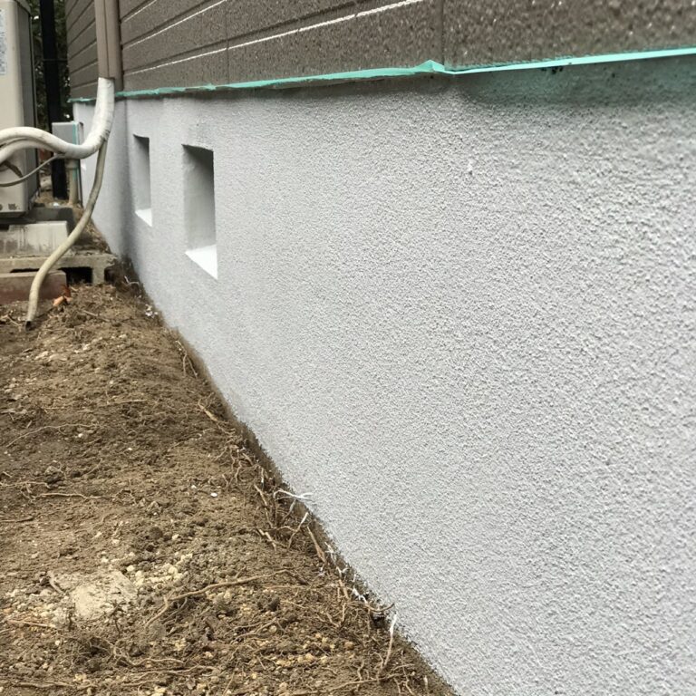 外壁基礎の塗装